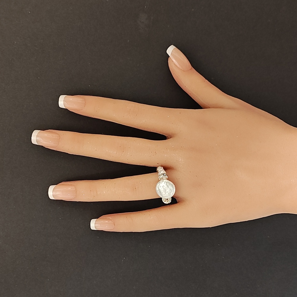 Handmade Baroque Pearl Beaded Stretch Ring - READ BELOW FOR CUSTOM SIZING 👇 - Picture 5 of 6